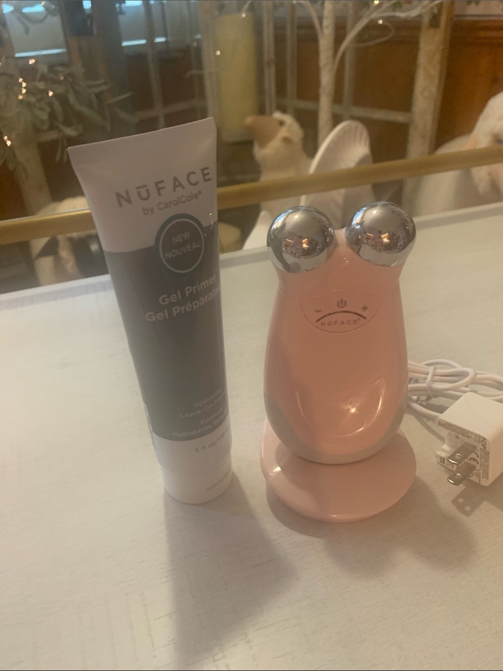 NuFACE Pink Microcurrent Facial Toning Device with Gel Primer